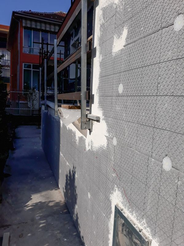 EIFS Repair Cost Overview — Cost of EIFS Repair Service